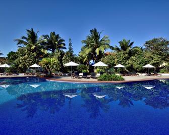 Radisson Blu Resort Goa Cavelossim Beach - Cavelossim - Pool
