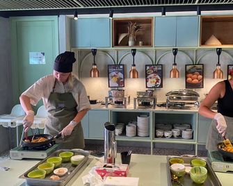 Samsen Street Hotel - Bangkok - Buffet