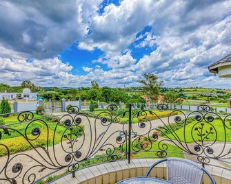 Villa Tasha Luxury Suites, Lanseria - Lanseria - Balkon