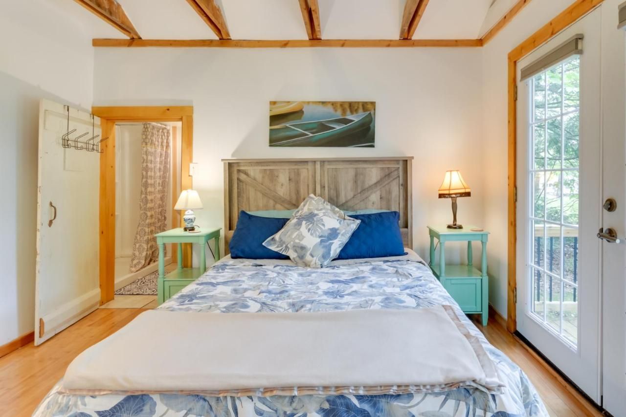 East Otis Vacation Rental W/ Private Deck & Bbq!