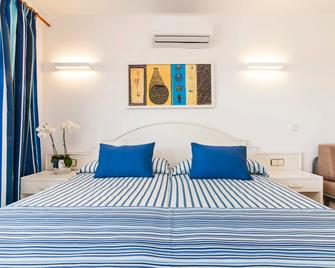 Globales Montemar - Santa Eulària des Riu - Habitació