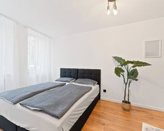 Stuttgart City Apartment Brunnenstraße 13 - Stuttgart - Bedroom