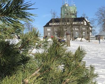 Ferienwohnung Kölbel Familienurlaub in der Natur - Schmallenberg - Building