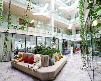 Best Western Premier Ark Hotel - טיראנה - לובי