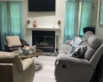 Become at peace in a comfortable country home - New Paltz - Sala de estar
