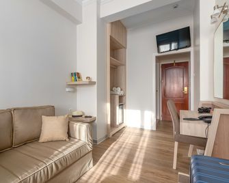 Attalos Hotel - Atenas