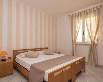 Azzurro - Torre San Giovanni - Bedroom