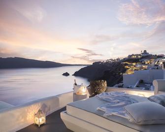 Katikies Kirini Santorini - The Leading Hotels Of The World - Thera - Bedroom