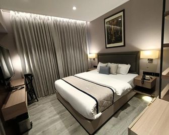 Hotel Highway Inn - Bombay - Habitación