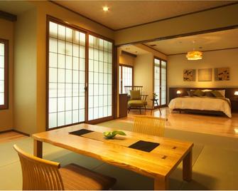 Motoyu Magokuro - Takayama - Phòng ngủ