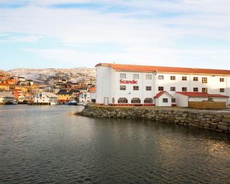 Scandic Bryggen - Honningsvåg - Building