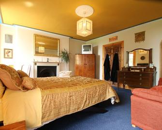 Over the Rainbow - Vegetarian Guesthouse - Newcastle Emlyn - Habitación