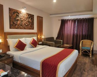 Hotel Silver Oak - Ooty