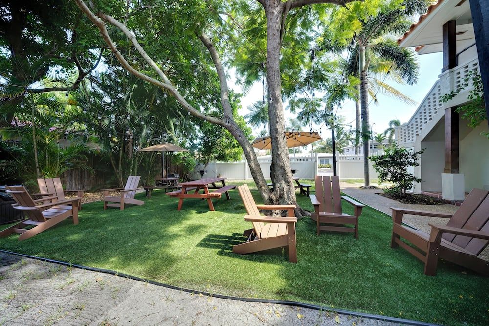 ذا ليوارد أبارتمنتس باي لوكل - فورت لاودردال - شرفة مرصوفة