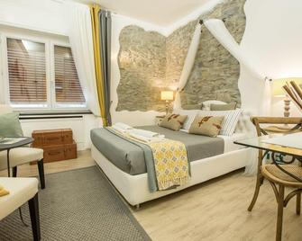 Antica Ancora Rooms - Monterosso al Mare - Bedroom