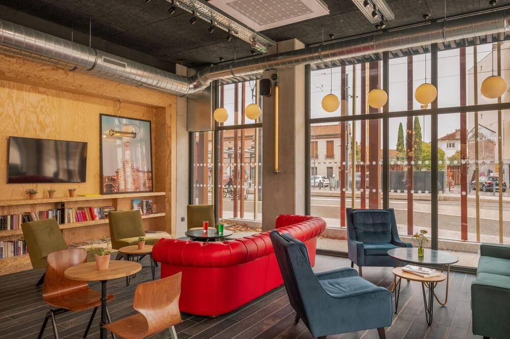 Eklo Toulouse - טולוז - טרקלין