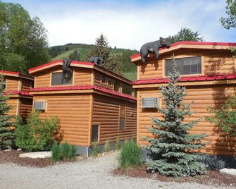 Snake River Park Koa And Cabin Village - Jackson - Building