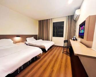 Dehao Business Hotel - Yichun - Bedroom
