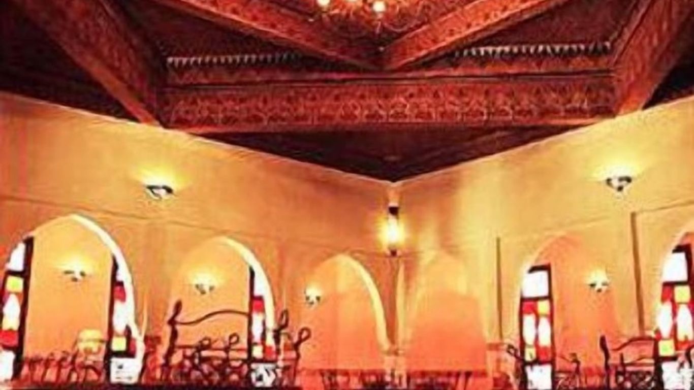 里亞德薩里傑娜 - 奈庫蔔