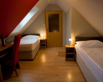 Hotel Payer - Teplitz - Schlafzimmer