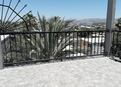 Familia Sosa Suazo - San José del Cabo - Balcony