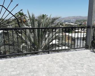 Familia Sosa Suazo - San José del Cabo - Balcony