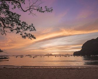 Weekends El Nido Beach Resort - El Nido