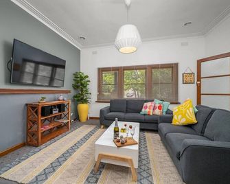 Maison on Mair - Benalla - Wohnzimmer