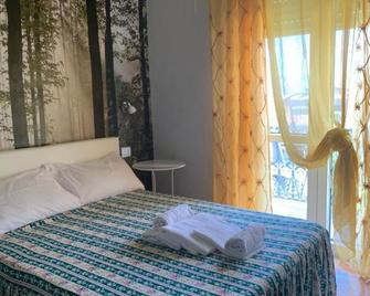 B&b Villagus - Praia a Mare - Camera da letto