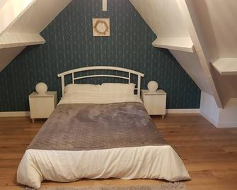 Country house by the water - Courville-sur-Eure