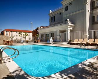 Best Western Salinas Monterey Hotel - Salinas - Pool