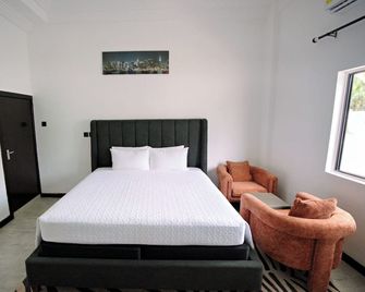 Newport Hotel - Atimpoku