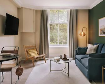 Sonder Royal Garden Apartments New Town - Edinburgh