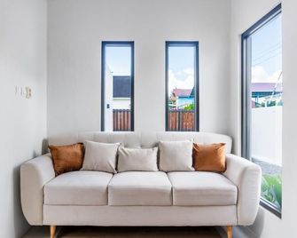 San Villa Syariah - Banjarbaru - Living room