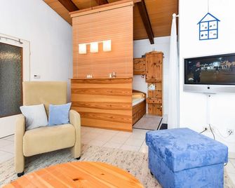 Ferienwohnung Captain Flints Schatz - Bensersiel - Wohnzimmer