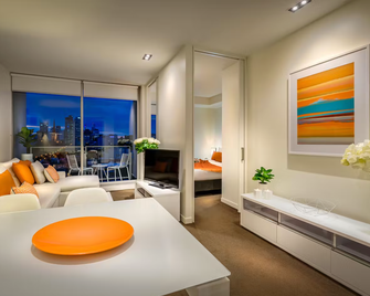 Adele Apartment Hotel - Melbourne