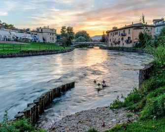 Hotel Cavour - Rieti - Вигляд зовні