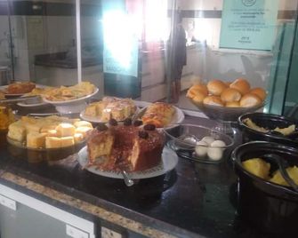 Hotel Piramide - Pernambuco - Salvador de Bahía - Buffet