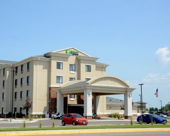 Holiday Inn Express & Suites Sidney By IHG - Sidney - Gebouw