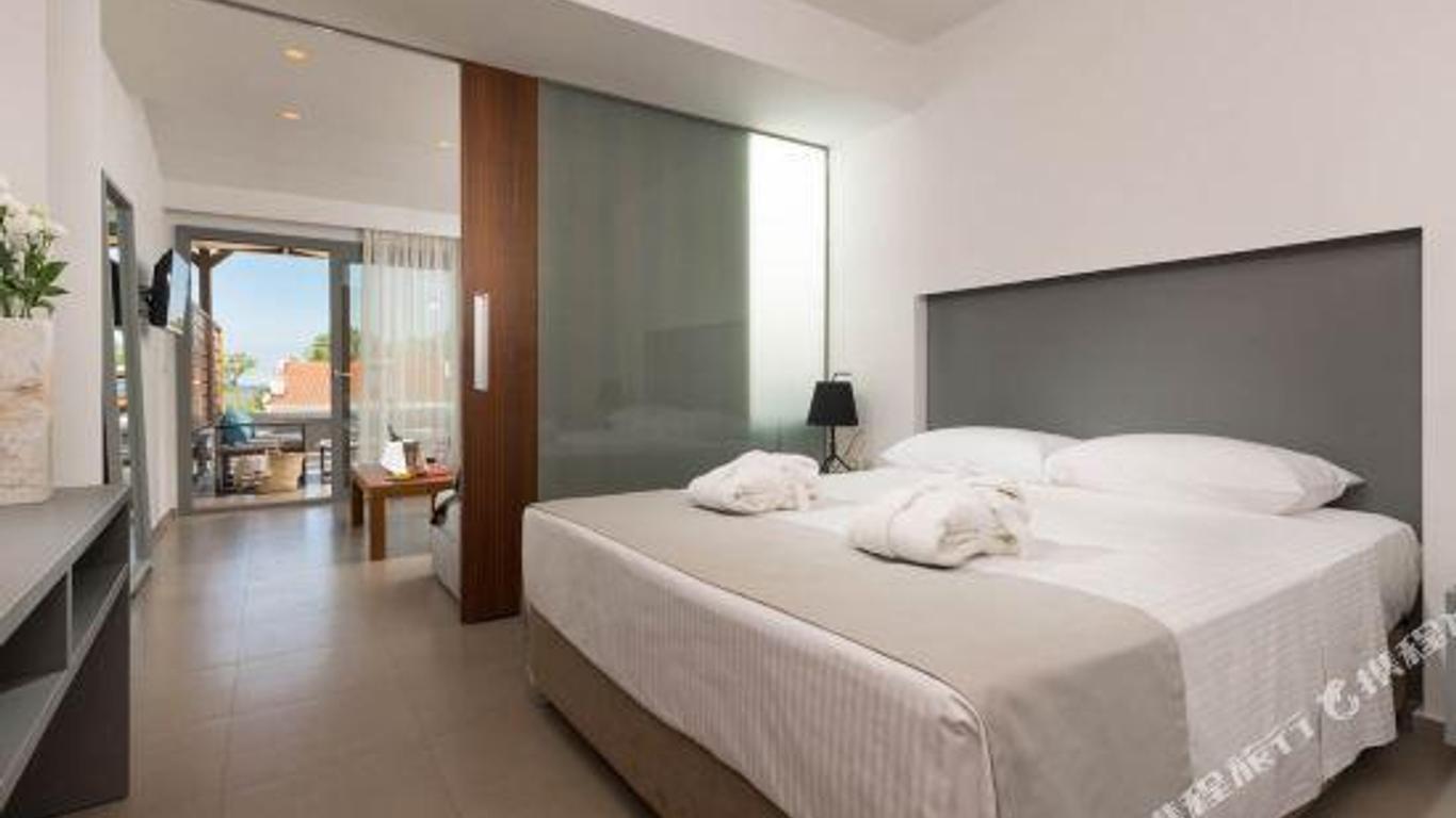 Princess Golden Beach Hotel