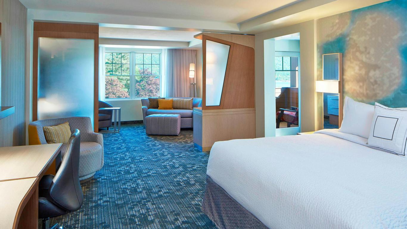 Courtyard by Marriott Lake George