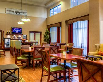 Hampton Inn & Suites Mountain Home - Mountain Home - Restaurante