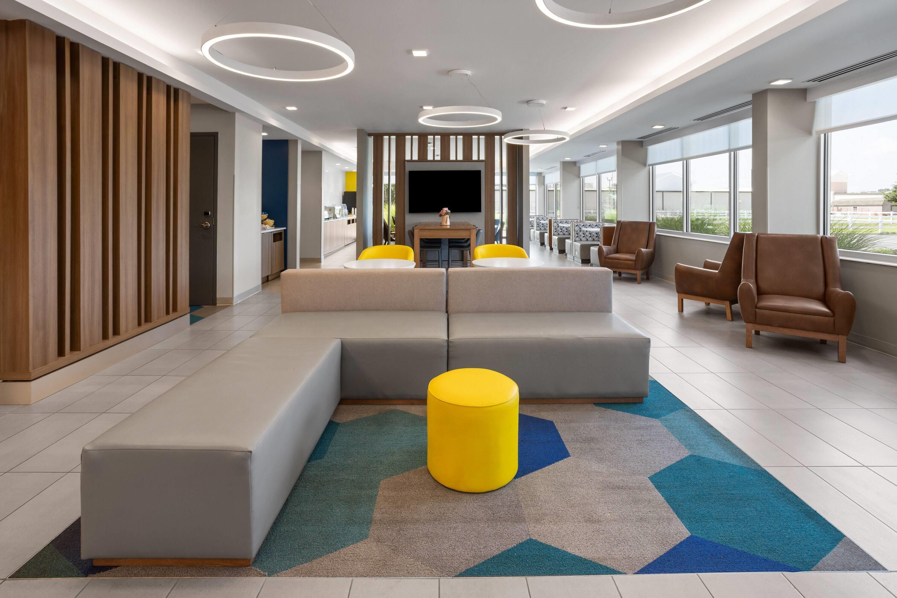 Microtel Inn & Suites by Wyndham Rehoboth Beach - Rehoboth Beach - Lobby