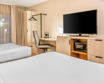 Comfort Inn - Alma - Schlafzimmer