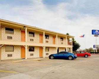 Americas Best Value Inn Edna - Edna - Building