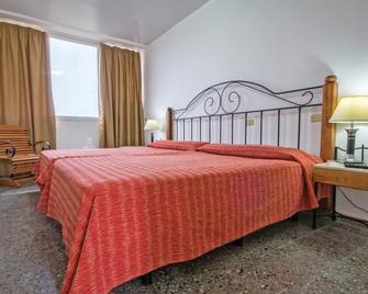 Marazul Hotel-Adults Only - Havana - Bedroom