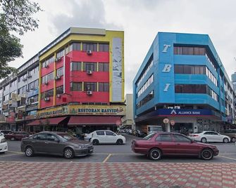 Puteri Ampang Hotel - Ampang - Budova