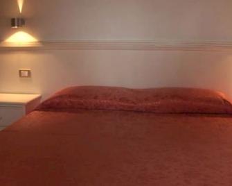 Ville Di Villa Biserno - San Vincenzo - Schlafzimmer