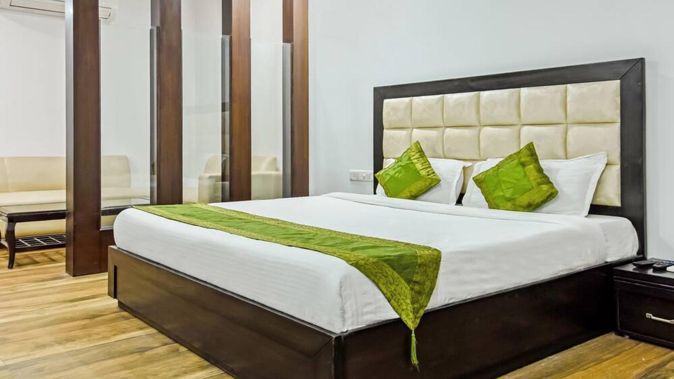 Treebo Red Petal Jalandhar