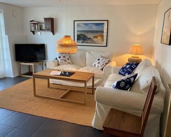 Lunkaberg Bed & Breakfast - Simrishamn - Living room